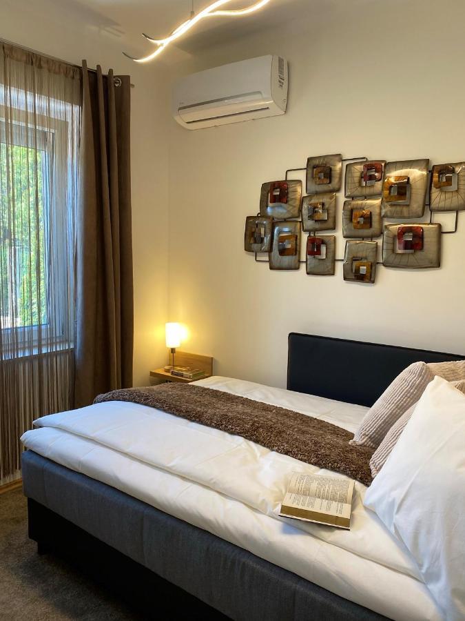 Otium Wellness Apartmanhaz 벌러토너커러처 외부 사진