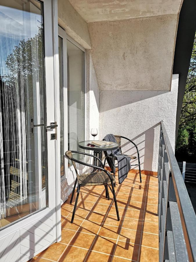 Otium Wellness Apartmanhaz 벌러토너커러처 외부 사진