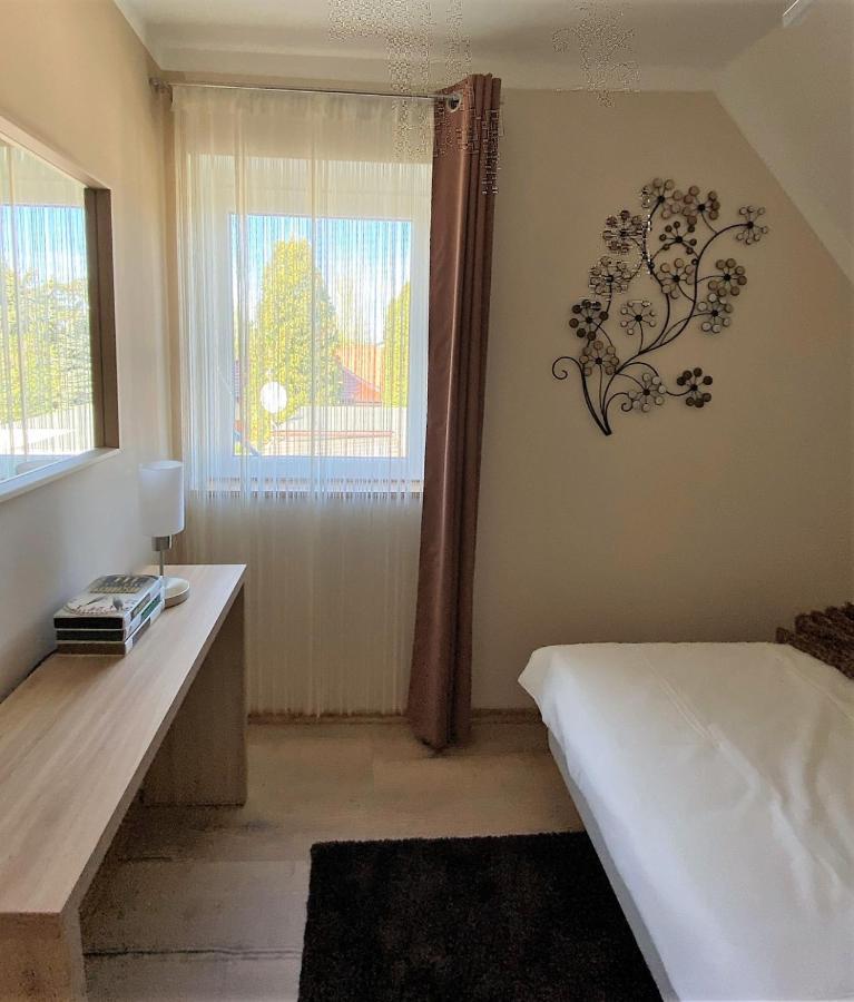 Otium Wellness Apartmanhaz 벌러토너커러처 외부 사진